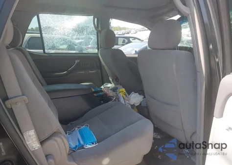 2006 Toyota Sequoia Sr5 V8 from USA, damaged, VIN 5TDZT34A46S271345